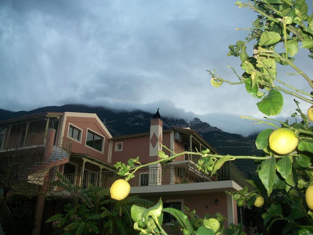 Ramona Apartment Lourdata  Luaran gambar