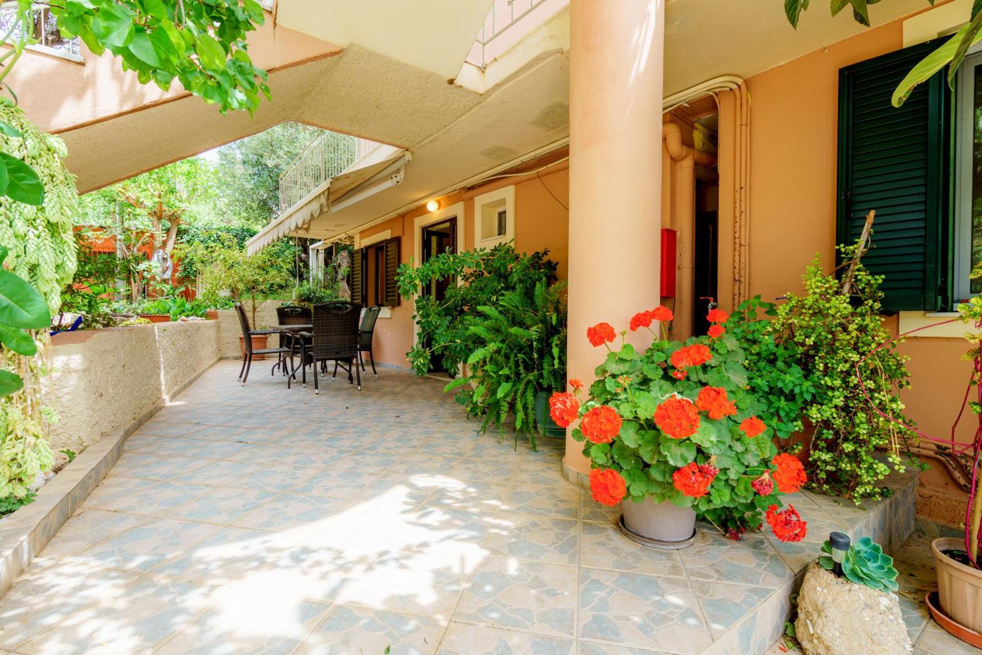 Ramona Apartment Lourdata  Luaran gambar