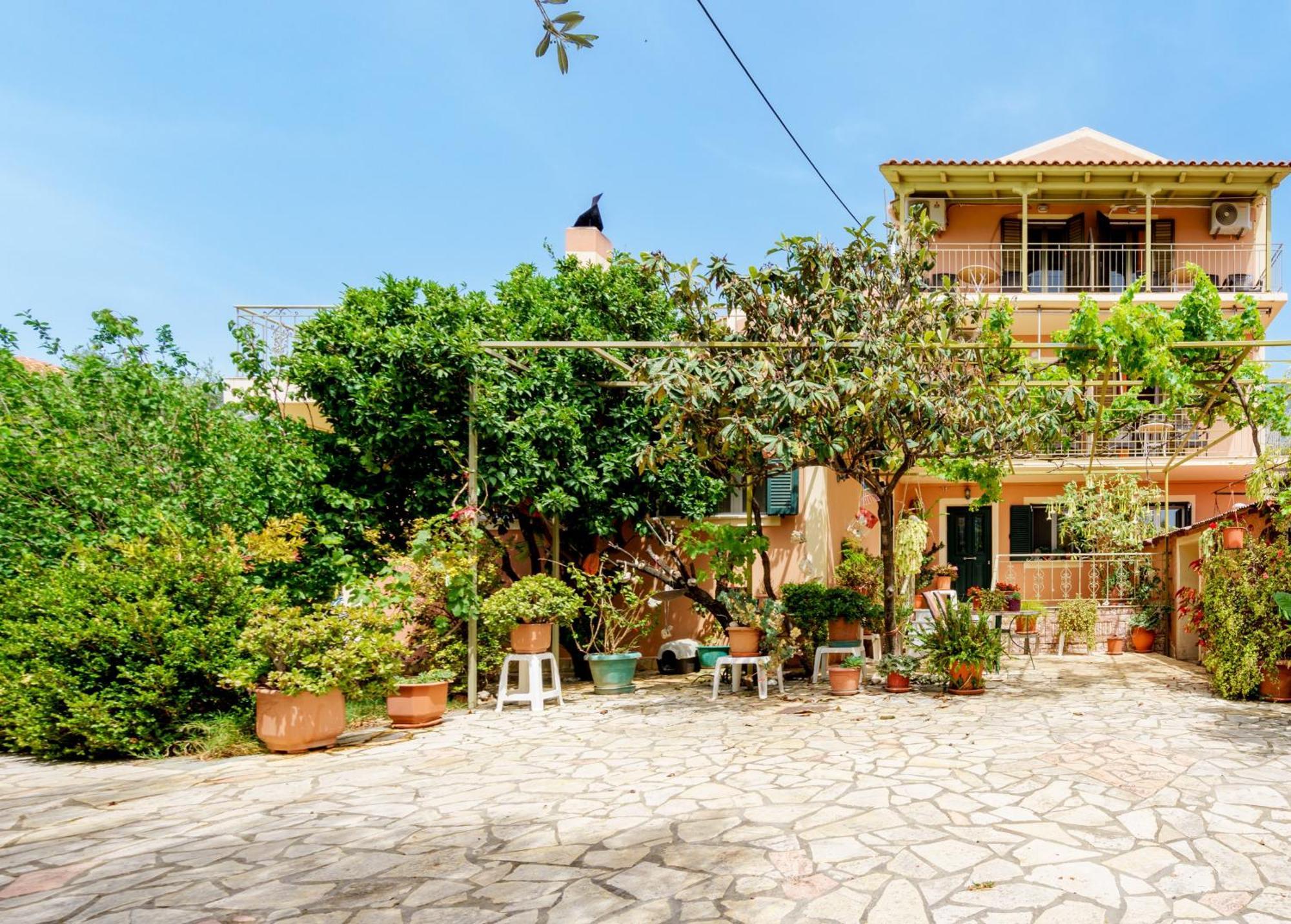 Ramona Apartment Lourdata  Luaran gambar